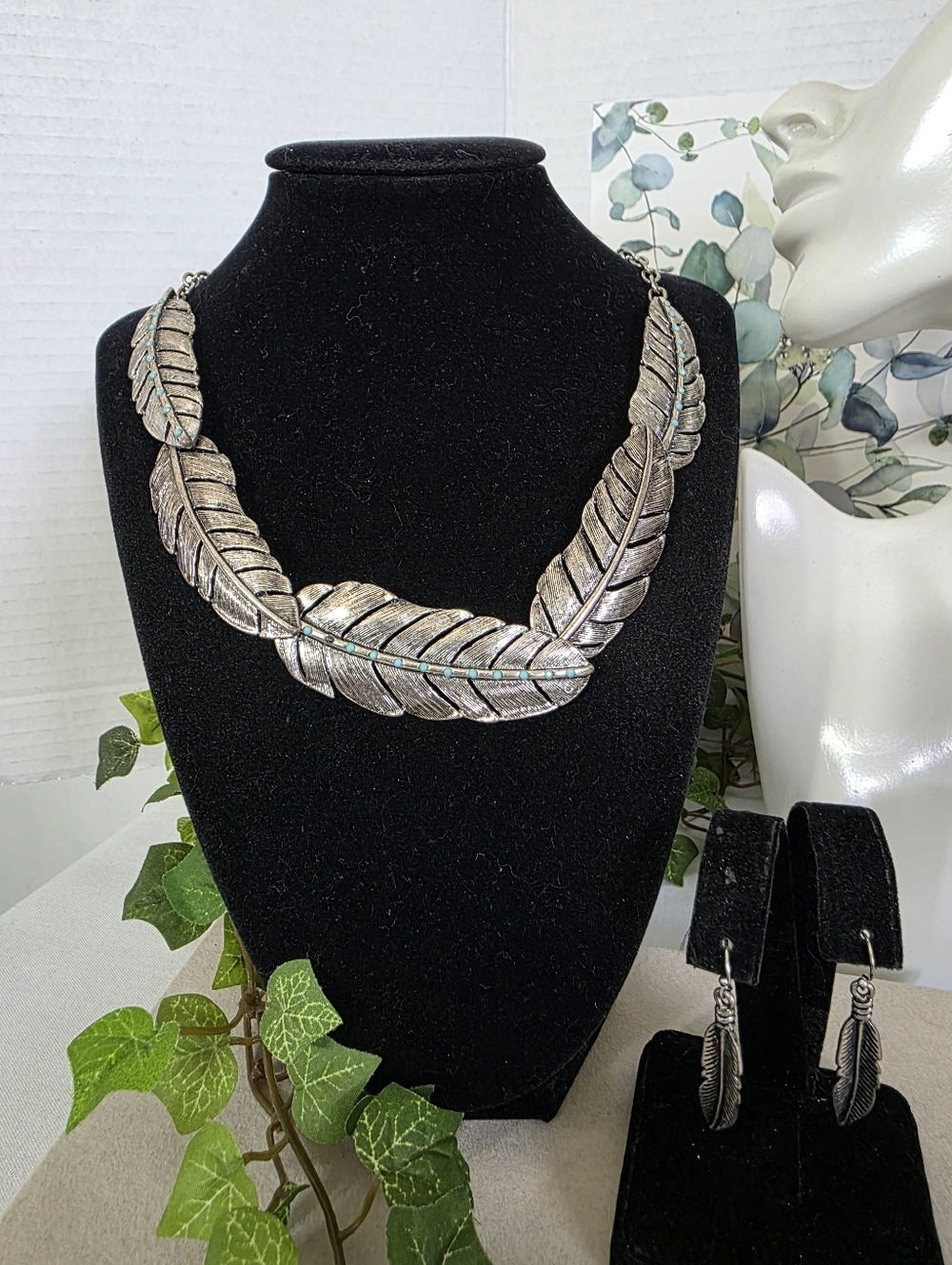 Boho Silver Feather Design Necklace and Earrings Set